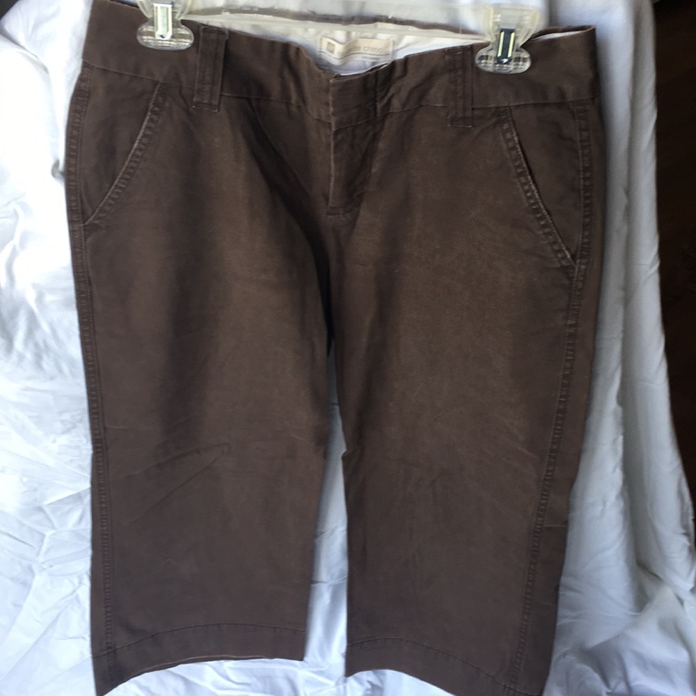 Gap Favorite Chino Cropped Pant.
